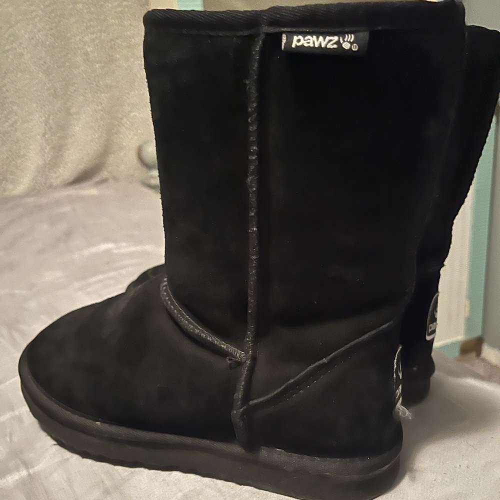 BearPaw Black Women's Boots